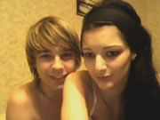 Ragazza armena con sesso con fidanzato russo in webcam