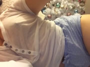 Asiatico Di Spessore Babe In Bianco Tee Prendere In Giro